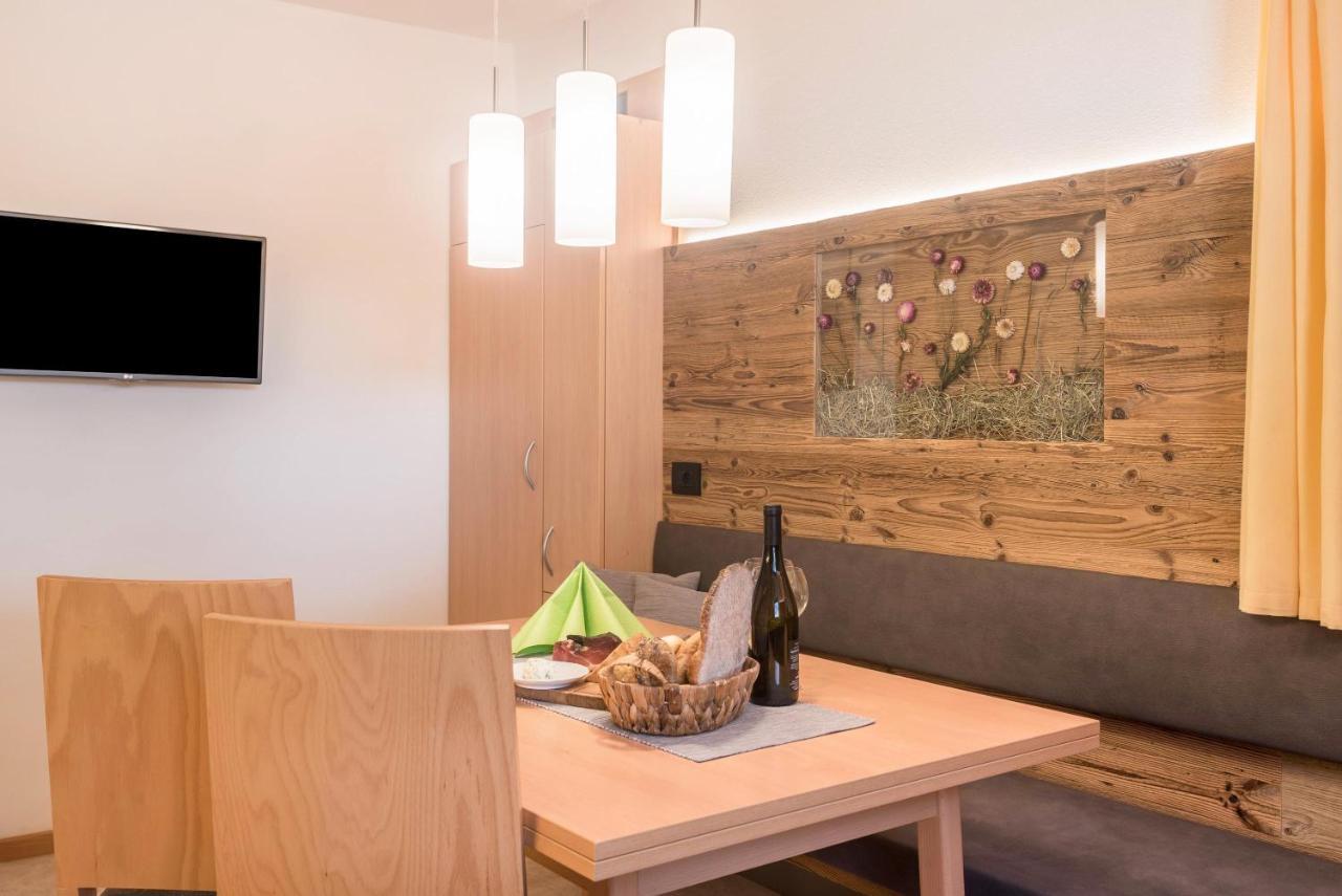 Schildberghof Santner Apartment Siusi Bagian luar foto