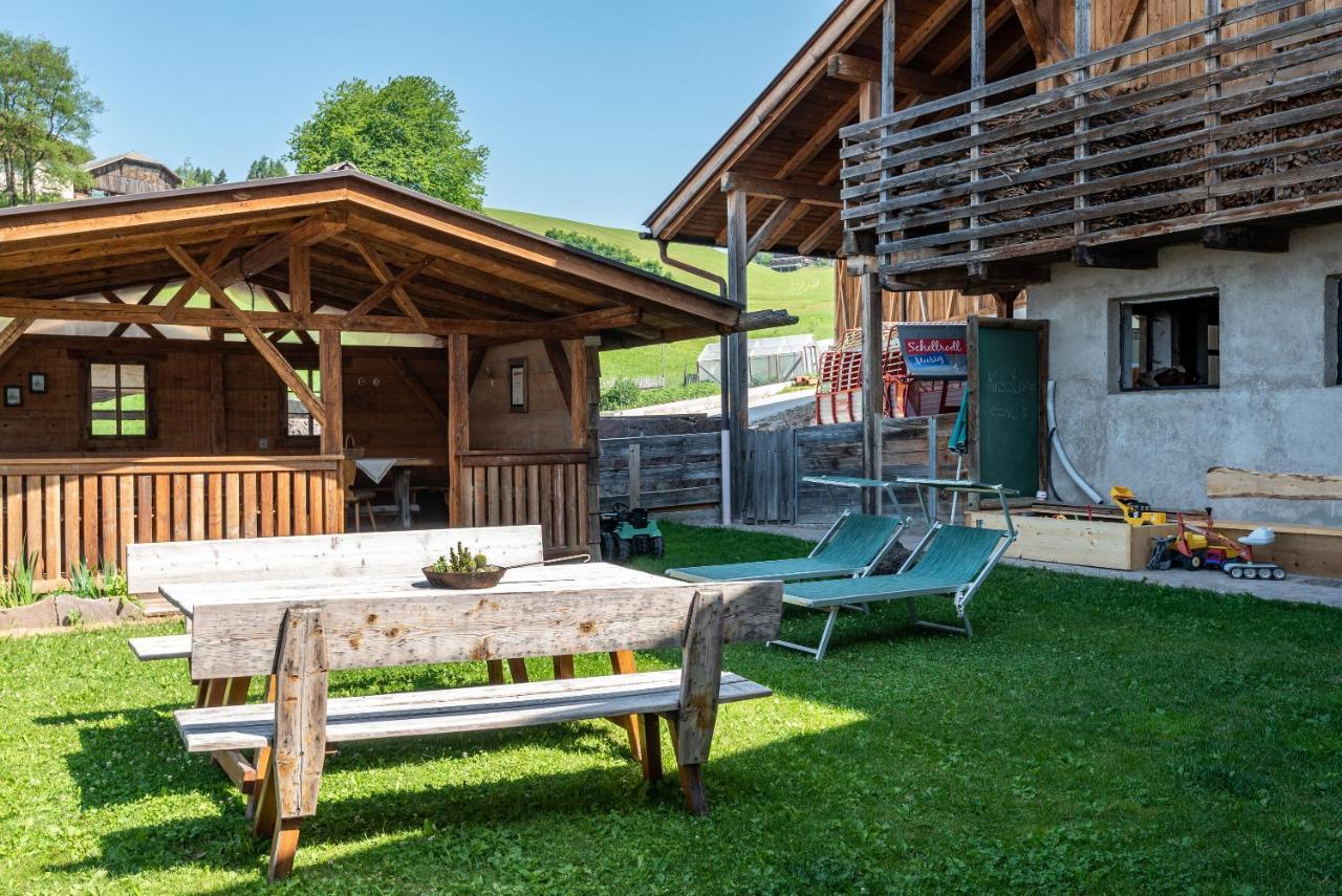 Schildberghof Santner Apartment Siusi Bagian luar foto