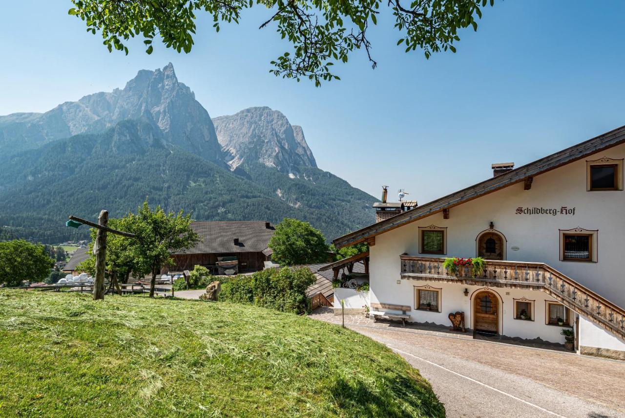 Schildberghof Santner Apartment Siusi Bagian luar foto