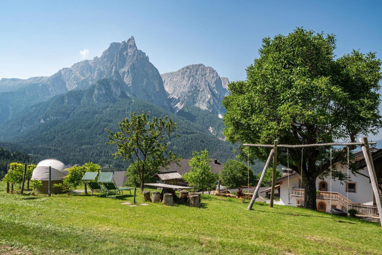 Schildberghof Santner Apartment Siusi Bagian luar foto
